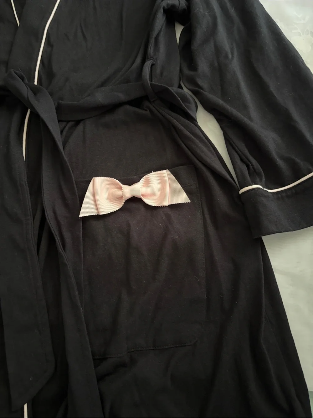Chic kate spade Black Robe with Pink Trim & Pocket Bows 60% Cotton NEW L / XL